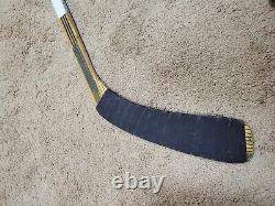 BOBBY HOLIK 96'97 Team Signed New Jersey Devils NHL Game Used Hockey Stick COA