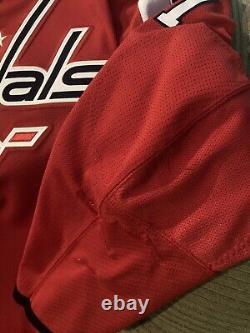 Brooks Laich game Used Worn Jersey Washington Capitals Red WEAR REPAIRS NICE