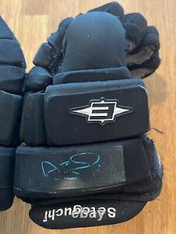 DEVIN SETOGUCHI Game Used Worn Hockey Gloves Sharks Kings Jets Flames Wild NHL