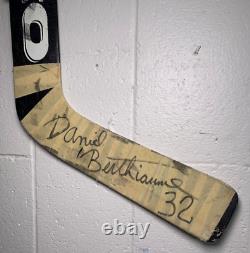 Daniel Berthiaume Ottawa Senators game used signed hockey stick 21188