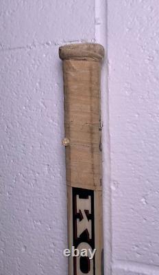 Darcy Tucker authentic game used hockey stick 17412
