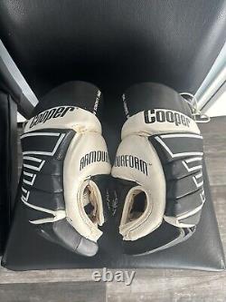 Eric Lindros Philadelphia Flyers Cooper Game Worn Gloves