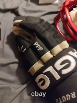 Jarrko Ruutu Pittsburgh Penguins GAME Used Eagle Gloves