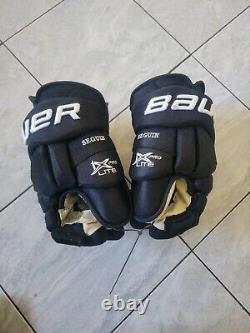 Tyler Seguin game used hockey gloves, Bauer 1x lite