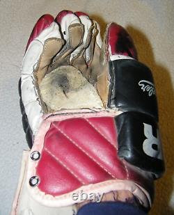 Vintage Paul Ysebaert Game Used Hockey Gloves Blackhawks Lightning Photo Matched